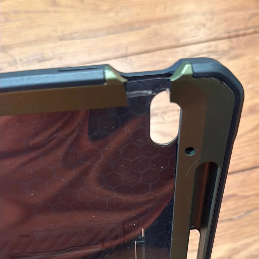 iPad 10.9